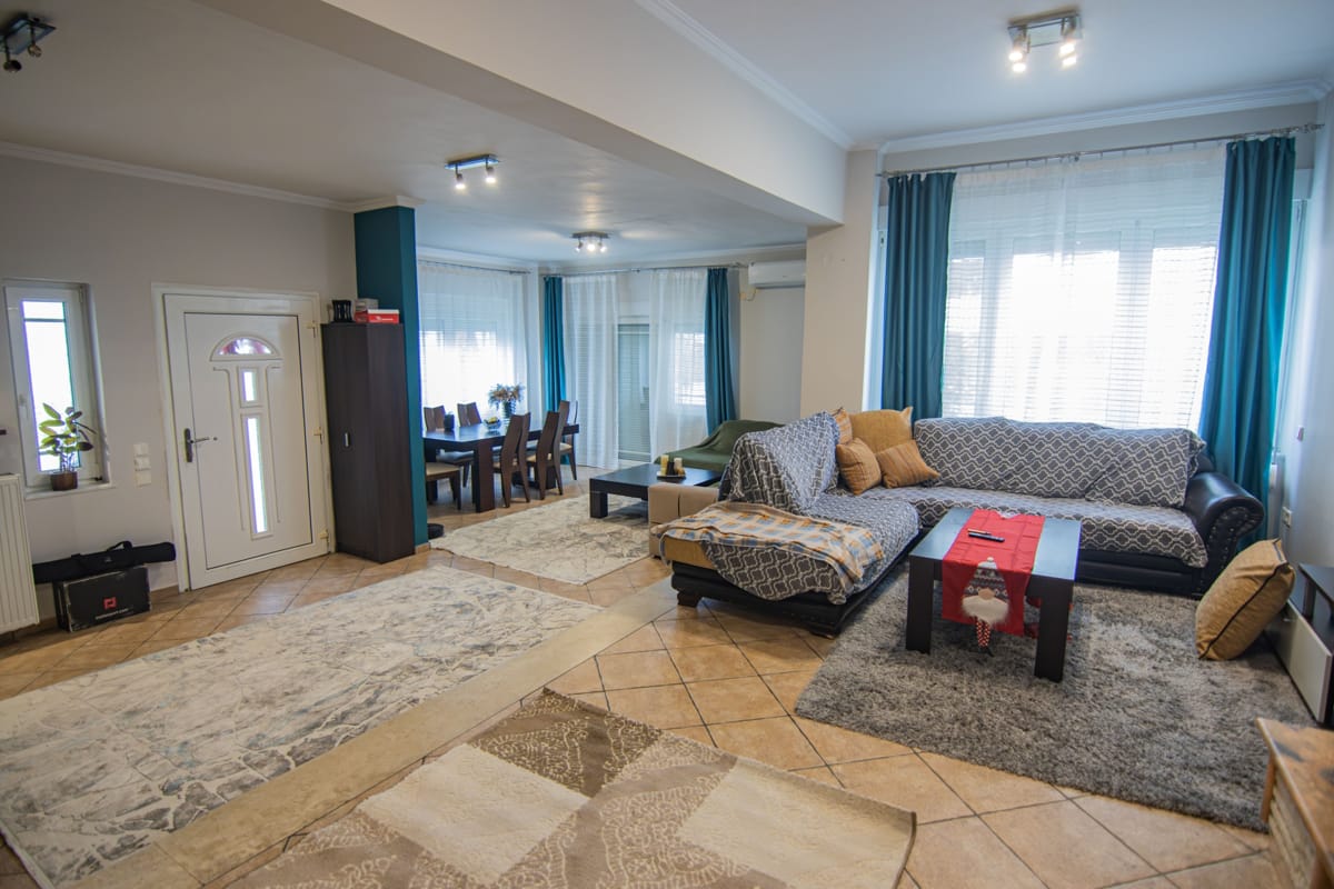 Αγγελίες - Λάρισα - Μονοκατοικία 224 τ.μ. προς πώληση στη Χαραυγή