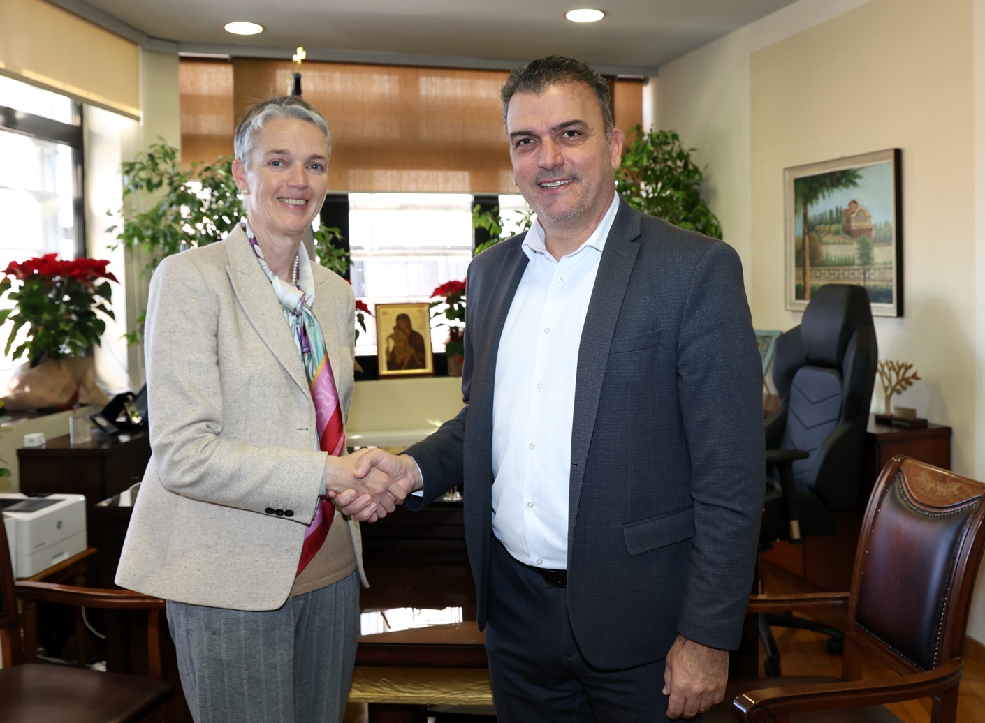 Στον Δήμαρχο Λαρισαίων η Πρόξενος της Γερμανίας - Πολιτισμός, τουρισμός και ενδυνάμωση σχέσεων στη συνάντηση Θ.Μαμάκου και Μ.Φρανκ