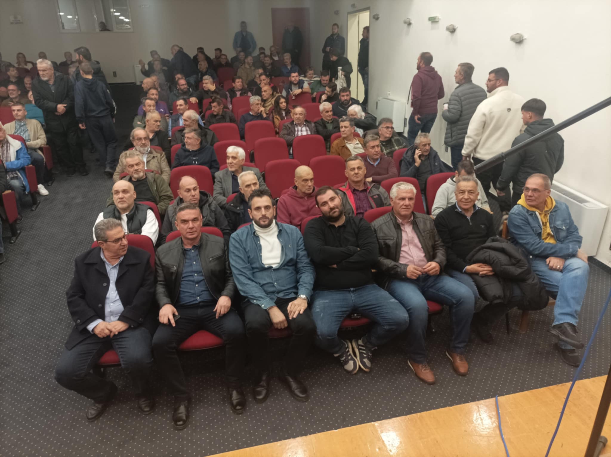 Πανθεσσαλική σύσκεψη στα Φάρσαλα: Κοινό αγροτικό μέτωπο στη Νίκαια αποφάσισαν οι Θεσσαλοί αγρότες