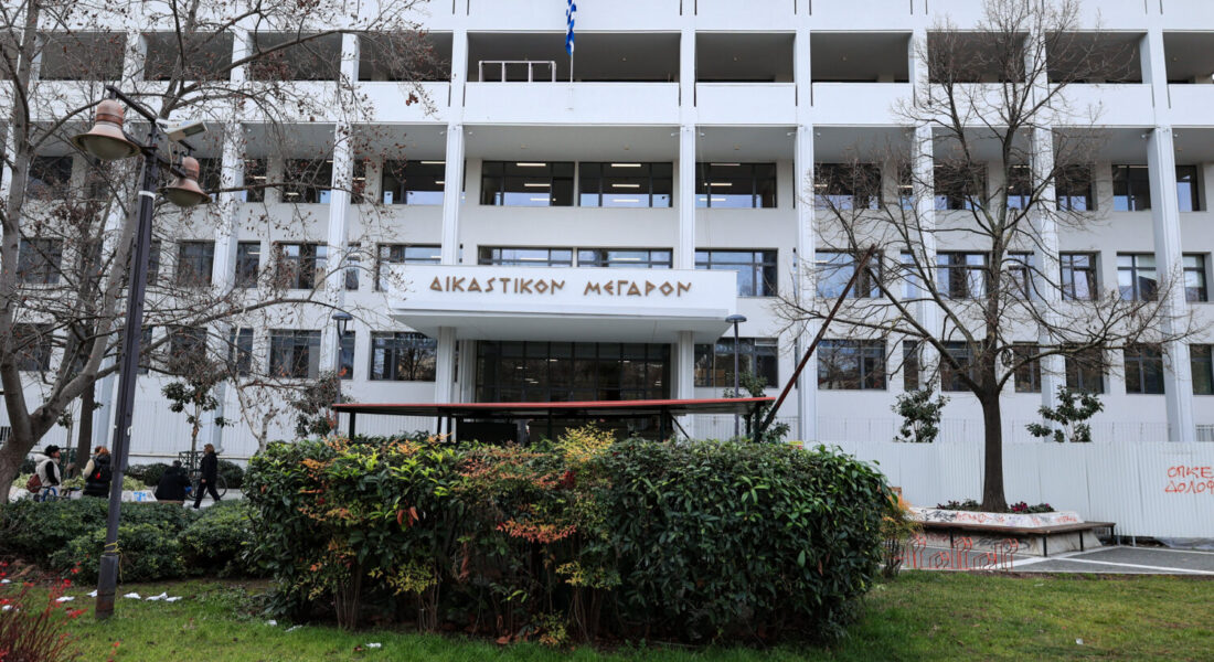 Ένοχοι ο ιδιοκτήτης του εγκαταλειμμένου σπιτιού και η πρώην προϊσταμένη της Πολεοδομίας Λάρισας για τον θάνατο του φοιτητή