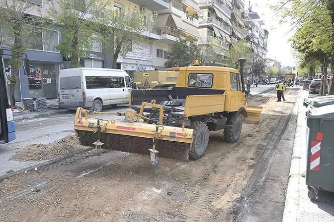 Ασφαλτόστρωση στην Ανθίμου Γαζή
