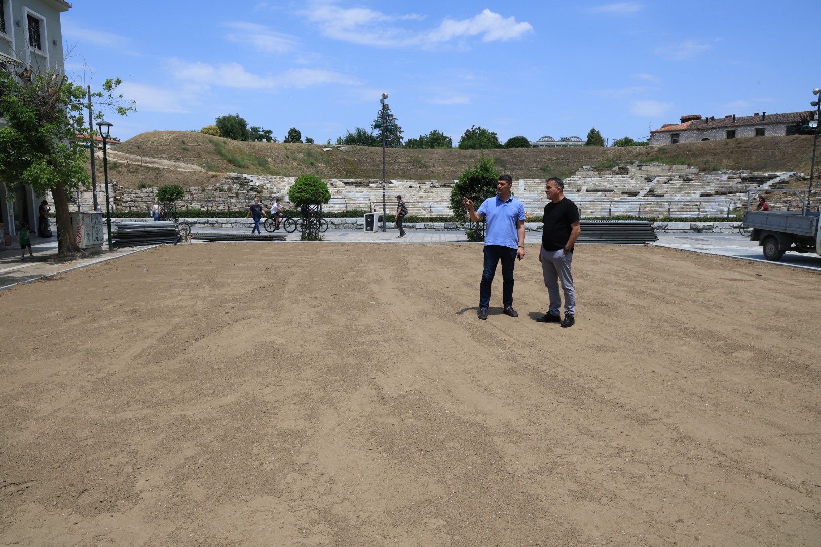 Δήμος Λαρισαίων: Αποκαλυπτική θέα προς το Α’ Αρχαίο Θέατρο – Ήπιες πράσινες παρεμβάσεις προβλέπει η προσωρινή αποκατάσταση του χώρου