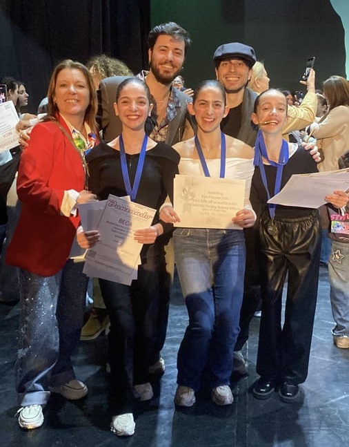 Πρωτιές και υψηλές διακρίσεις για τα κορίτσια της Δημοτικής Σχολής Μπαλέτου και της Ανώτερης Σχολής Χορού του Δήμου Λαρισαίων στο διαγωνισμό χορού  “Veria Dance Competition  2026”