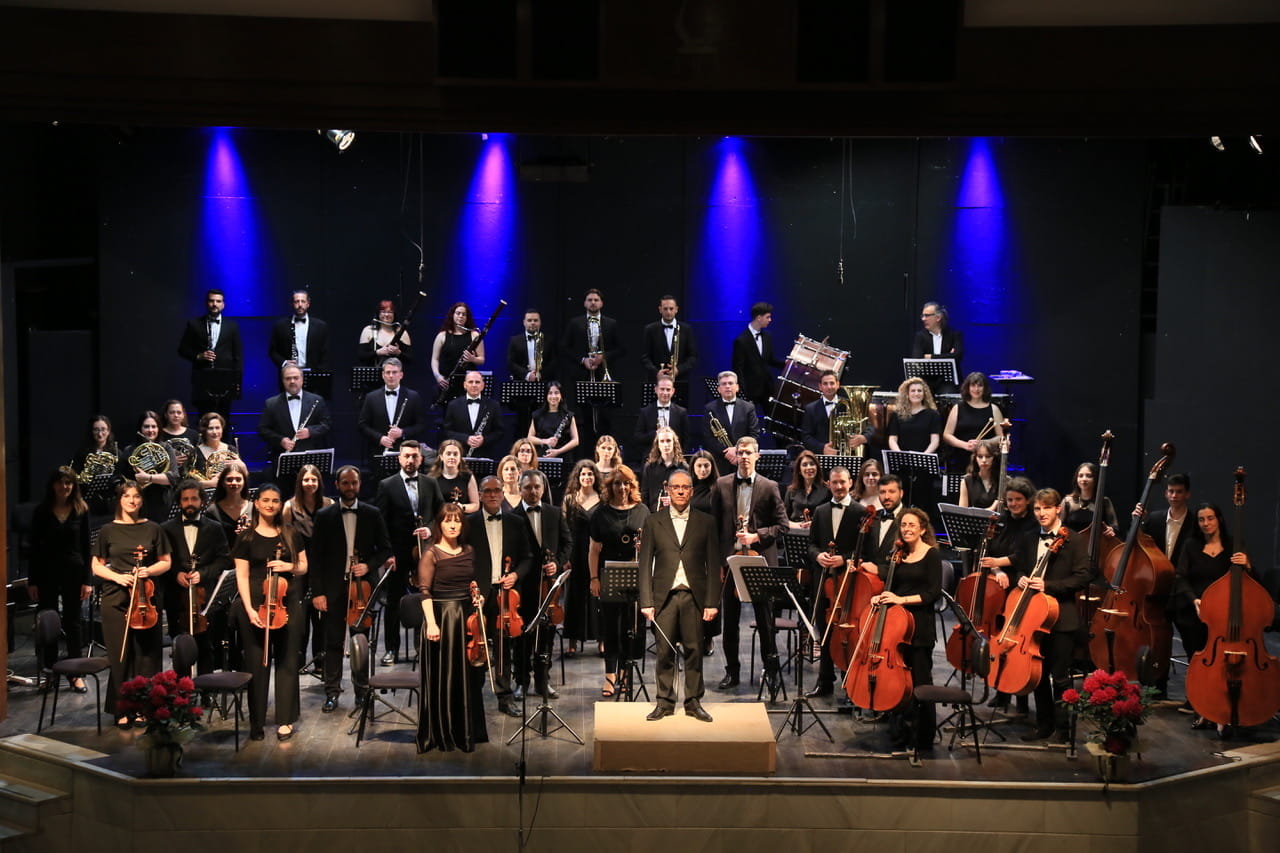 Δύο συναυλίες με Haydn και σύγχρονους Έλληνες συνθέτες στο Δημοτικό Ωδείο Λάρισας το Σάββατο 25 και την Κυριακή 26 Απριλίου στο ΔΩΛ